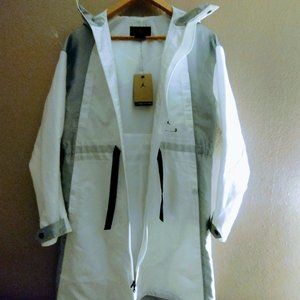 Jordan SAMPLE rain coat size small